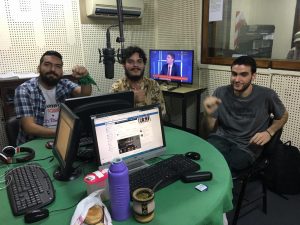 Izquierda al Frente